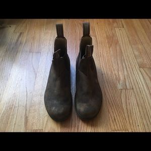 Rustic brown women’s blundstones